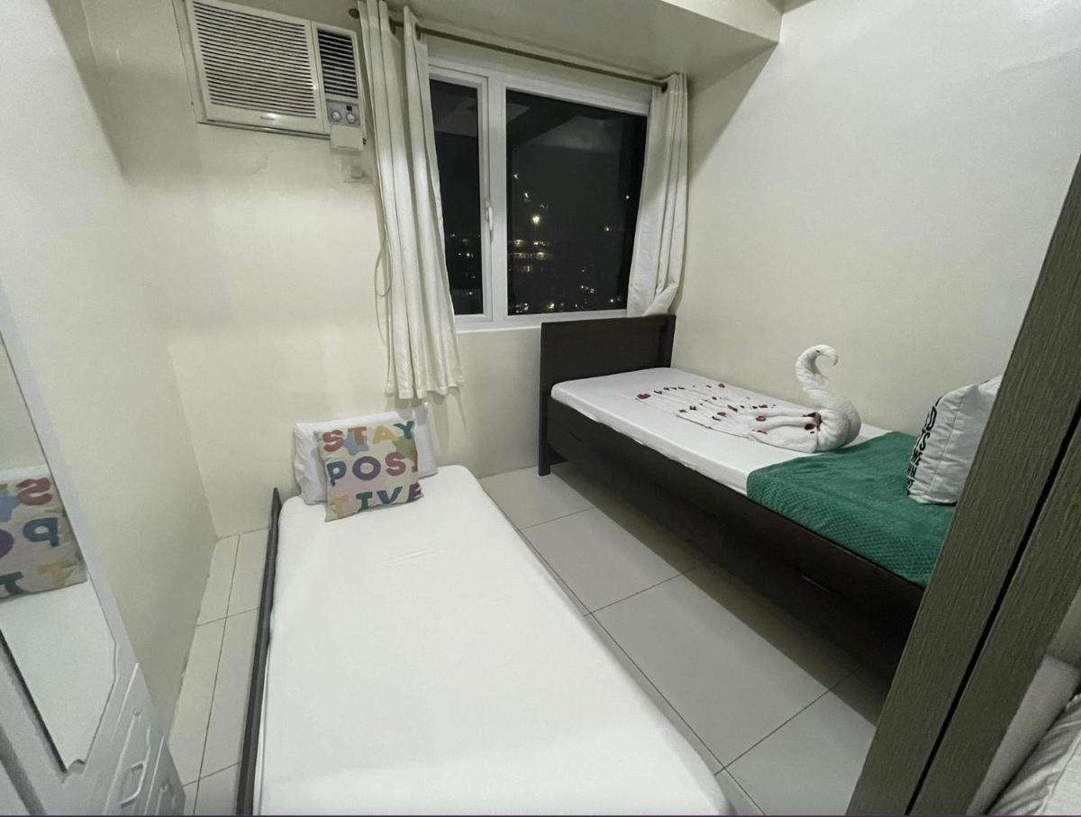 Stays at Green Residences 1 Bedroom - Housity