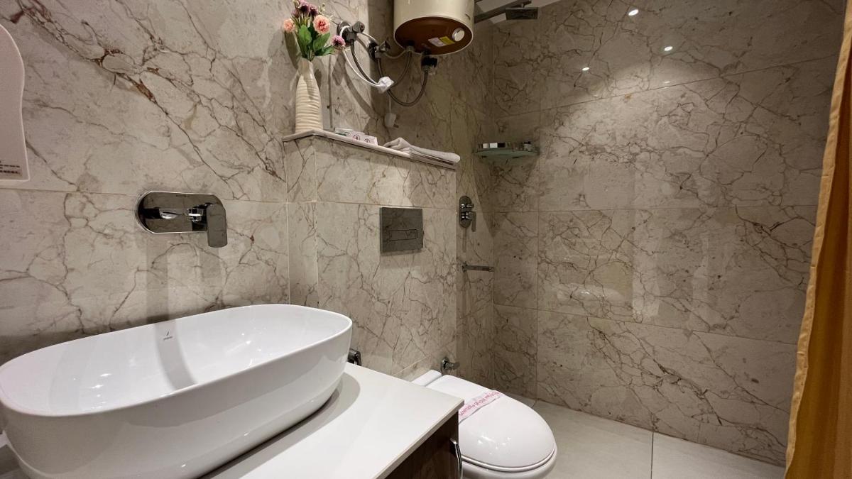 Suitetrails - Zen Suites - DLF Gurgaon