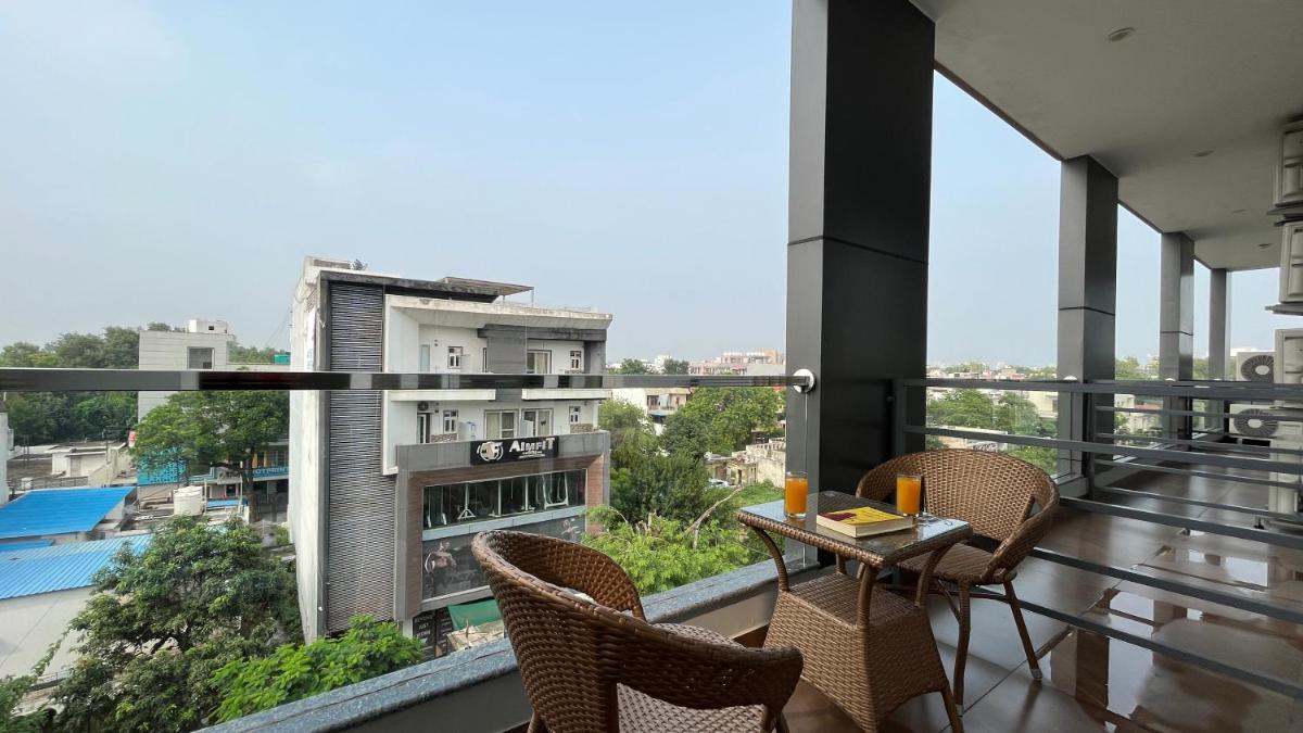 Suitetrails - Zen Suites - DLF Gurgaon