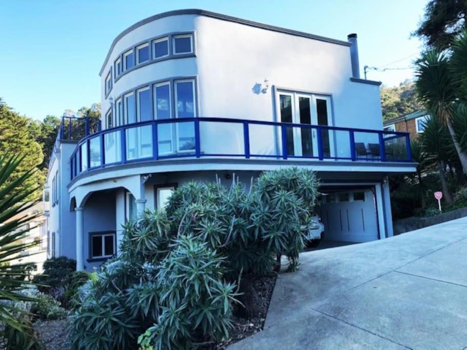 Beach House near San Francisco Downtown - Housity