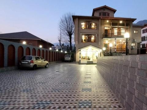 Suitetrails - City Hills Resort A Boutique Hotel