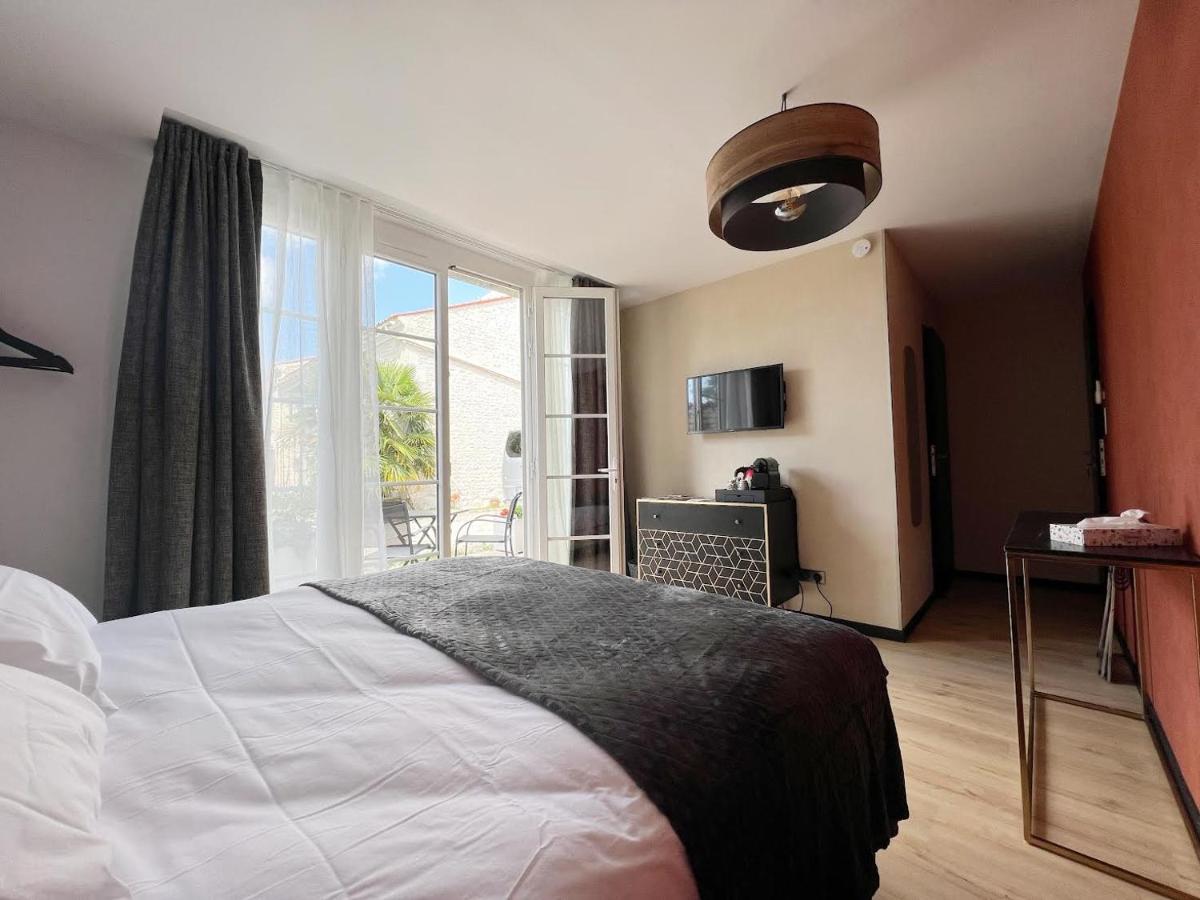 Le 240b #1 - Housity