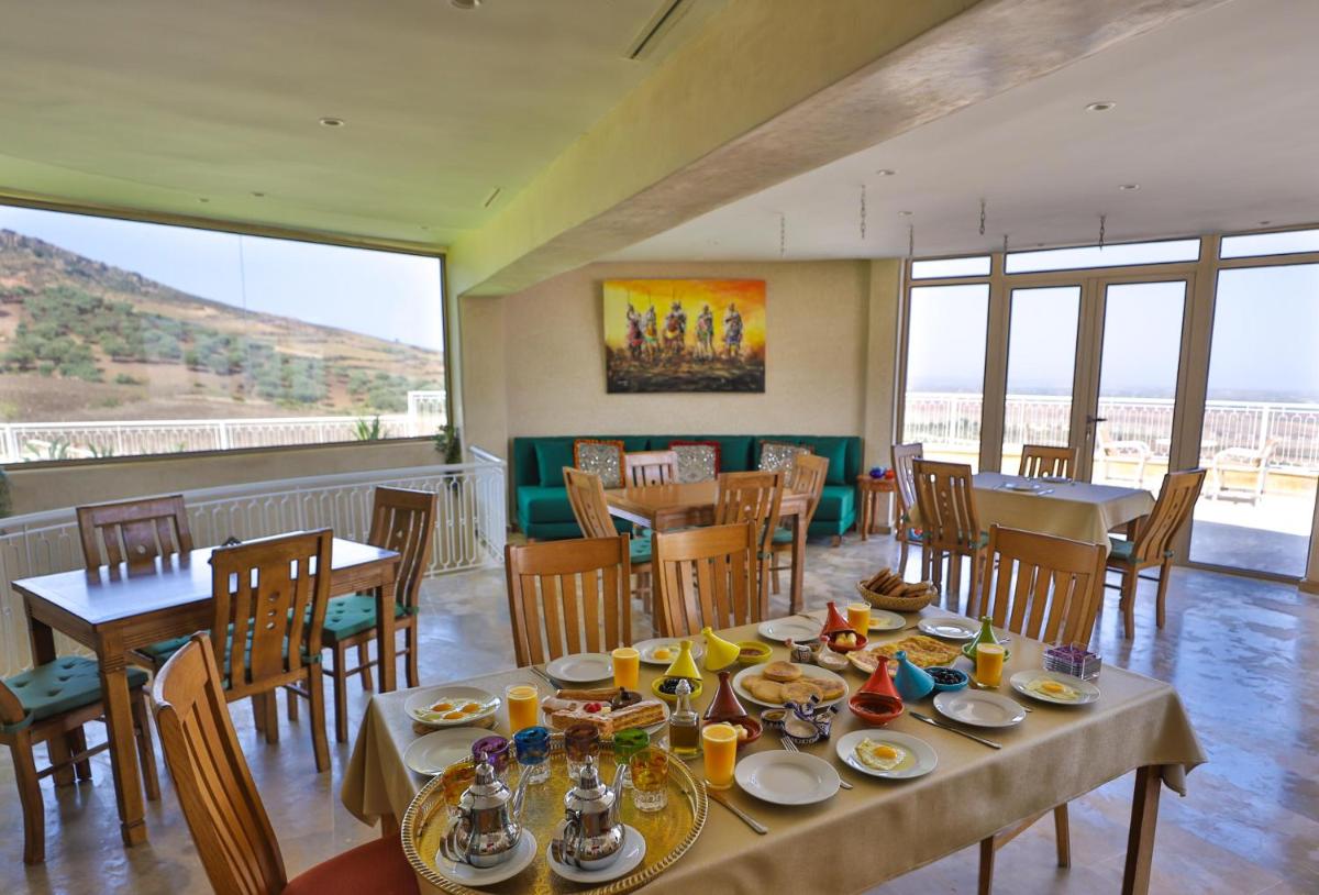 Bhalil Farm House - Housity