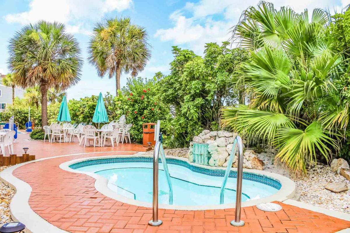 Sand Pebble Resort - Housity