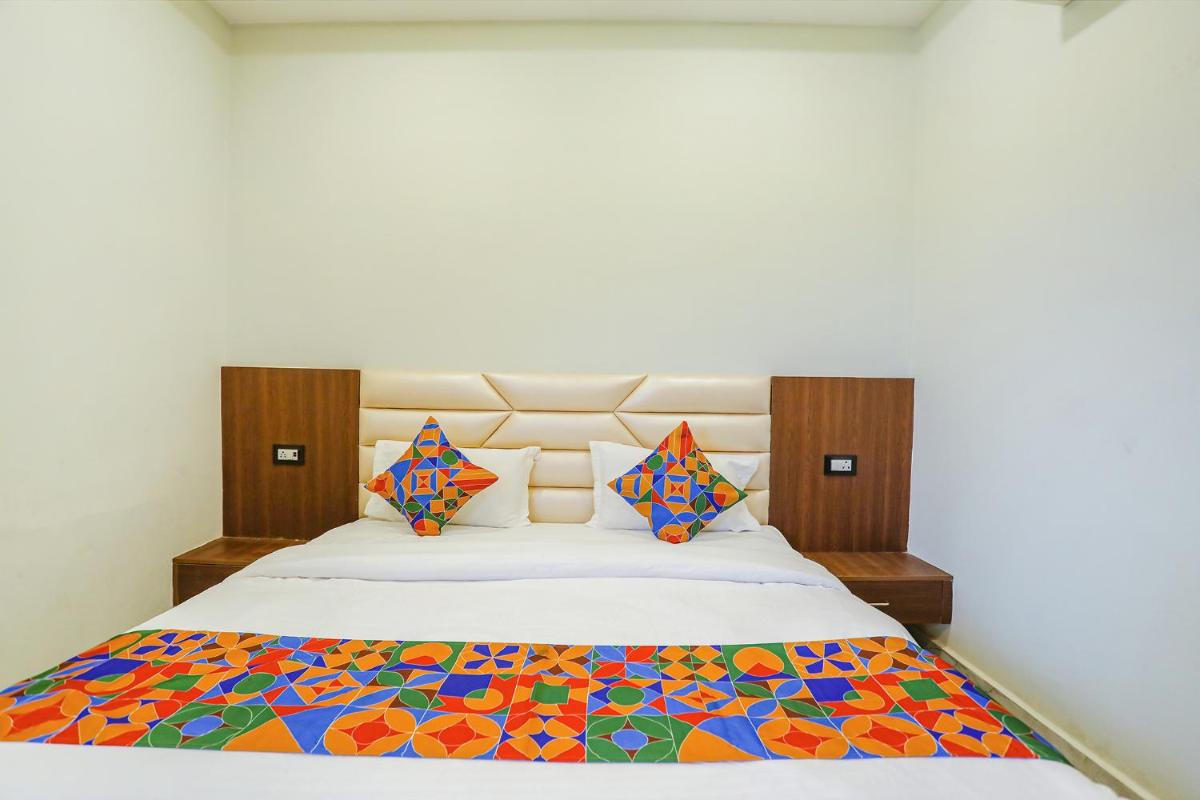 FabHotel DDS - Housity