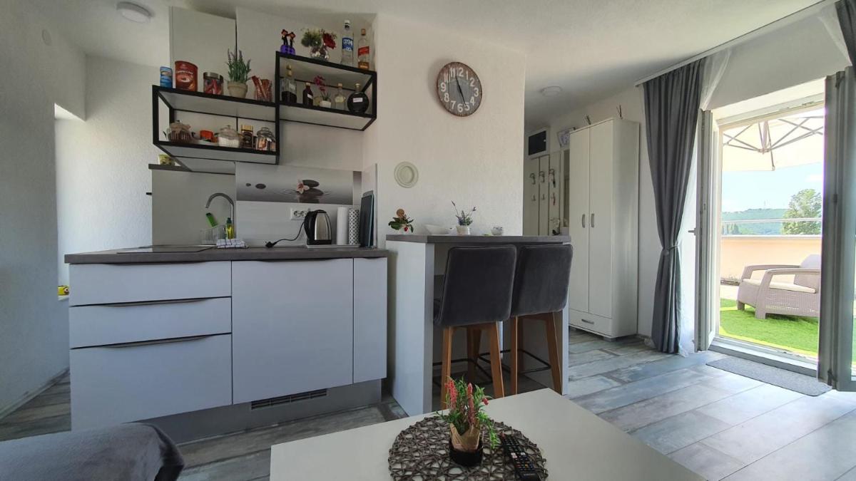 Suitetrails - Apartman Kovačić - Knin