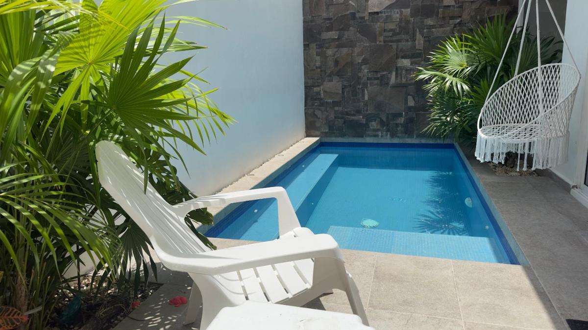 Suitetrails - Luxury Vacation 5 Bedroom Villa Your House in Playa del Carmen