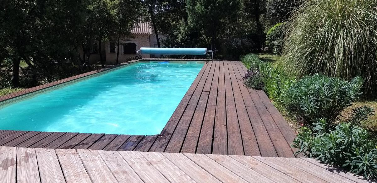 Roulotte avec piscine en Cévennes - Housity