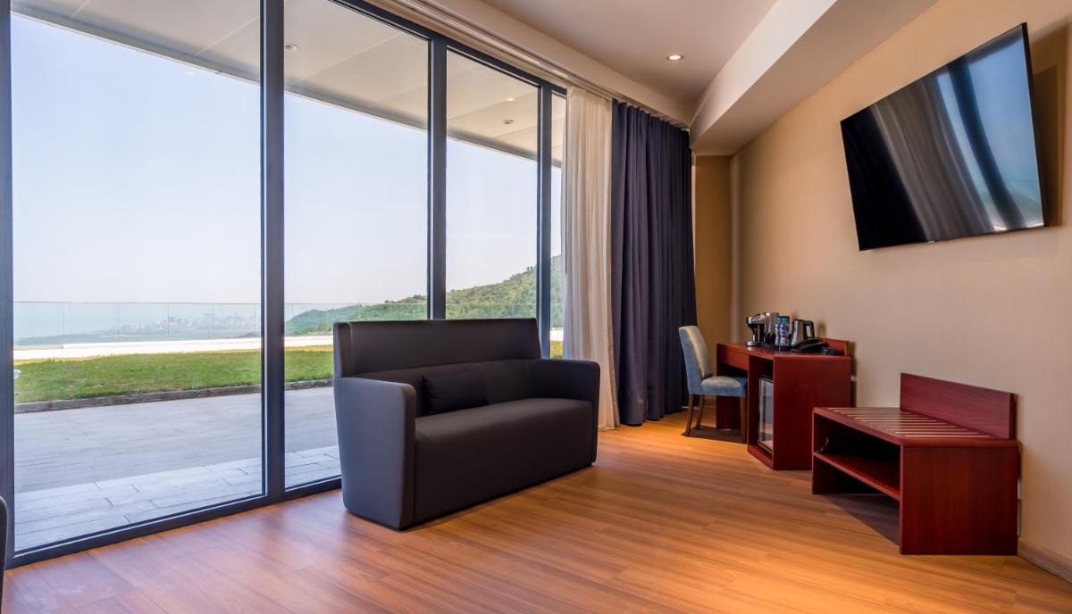 Litz Resort - Housity