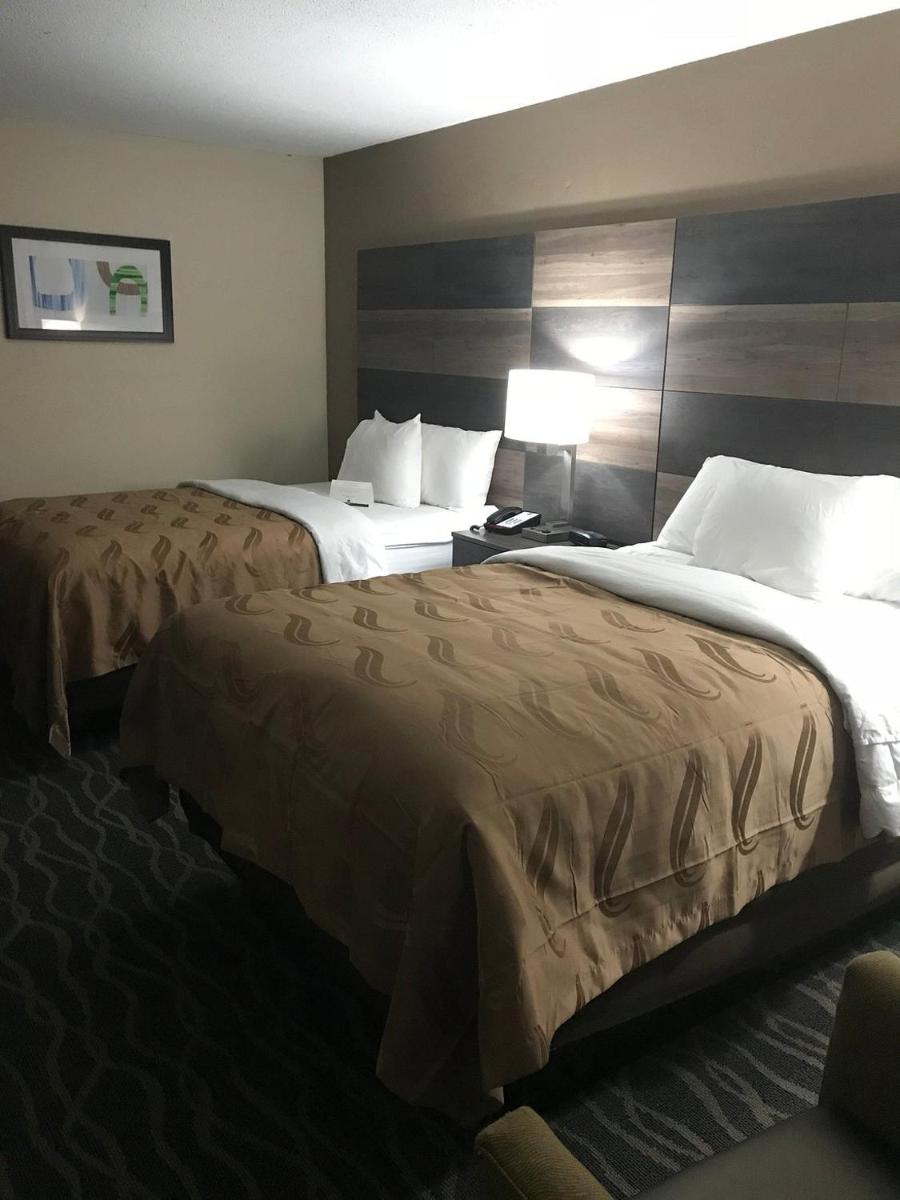 Econo Lodge Asheboro - Housity