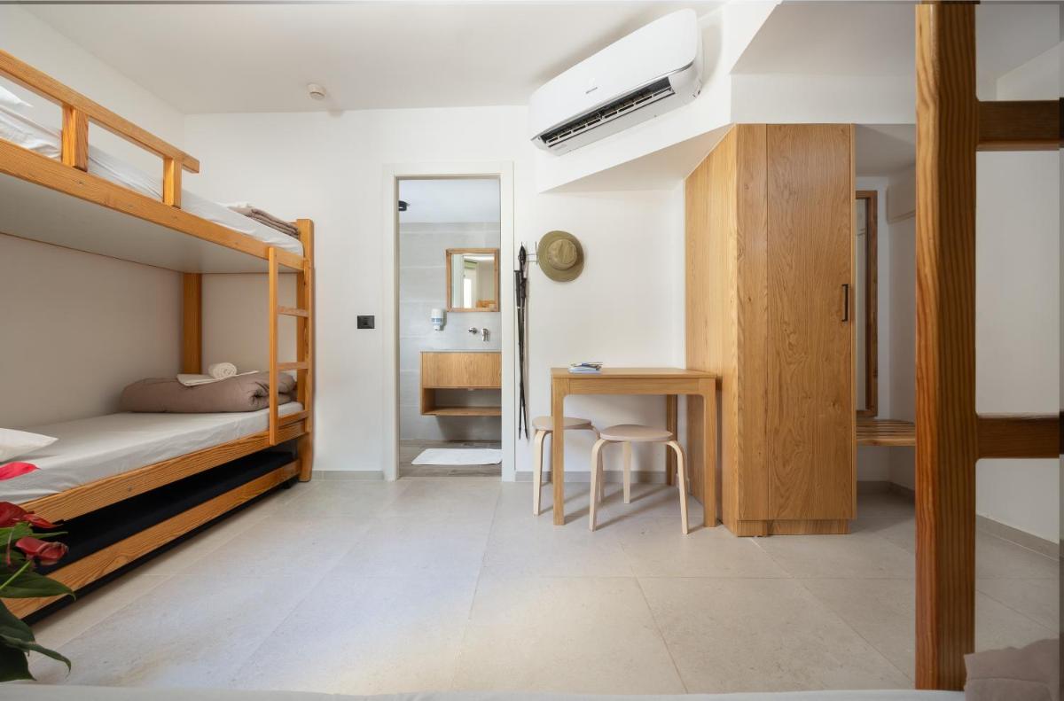 SPNI Eilat Field School - Housity