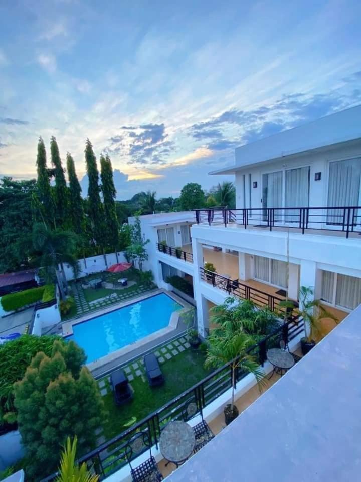 Be-ing Suites - Hizvo
