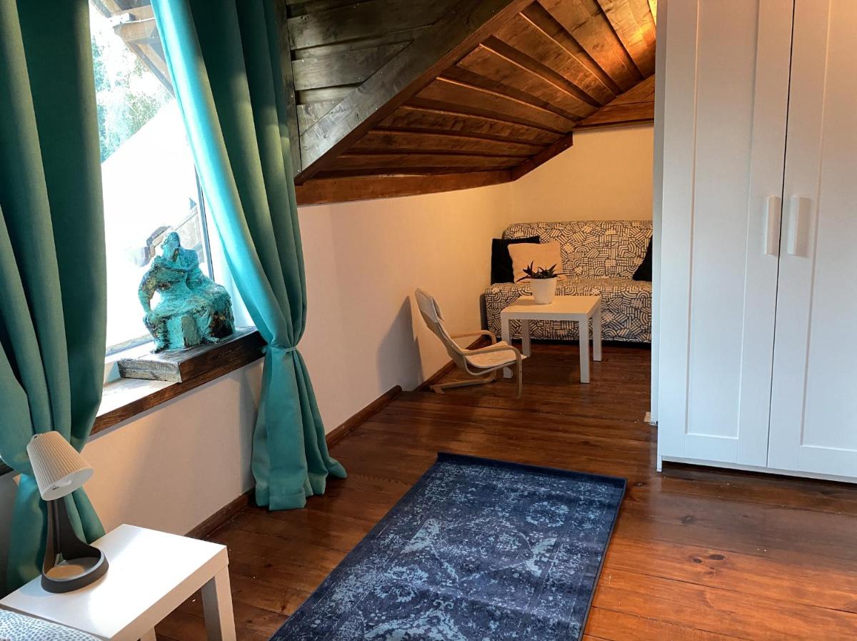 Agroturystyka przy Pracowni Malarstwa i Rzeźby - Housity