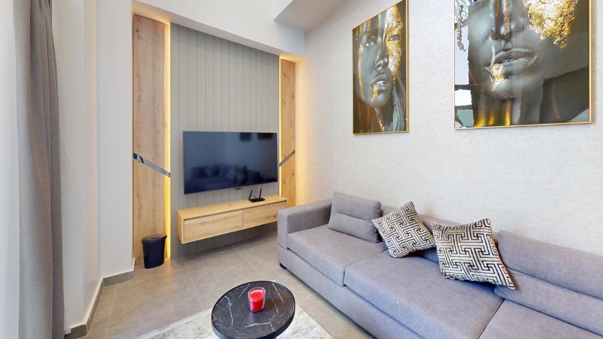 Suitetrails - Al Fares Luxury furnished Apartment-Damac Tower