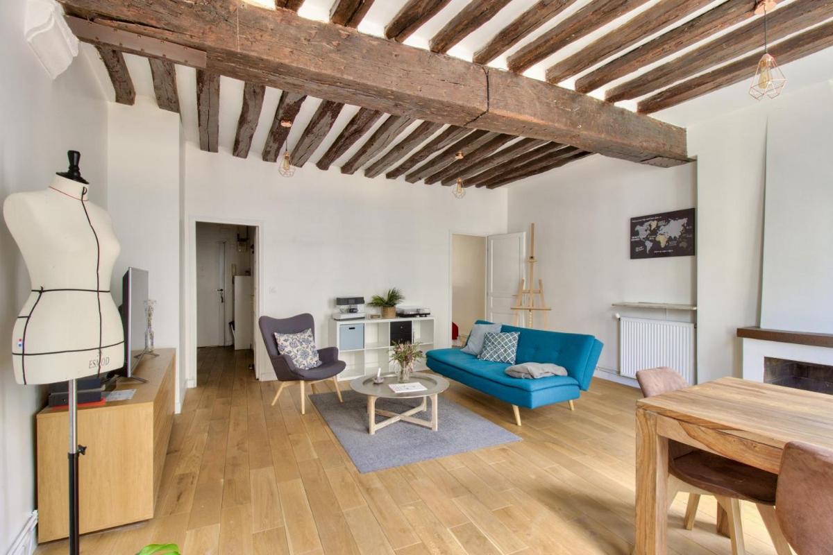 Adorable T2 in the heart of the 