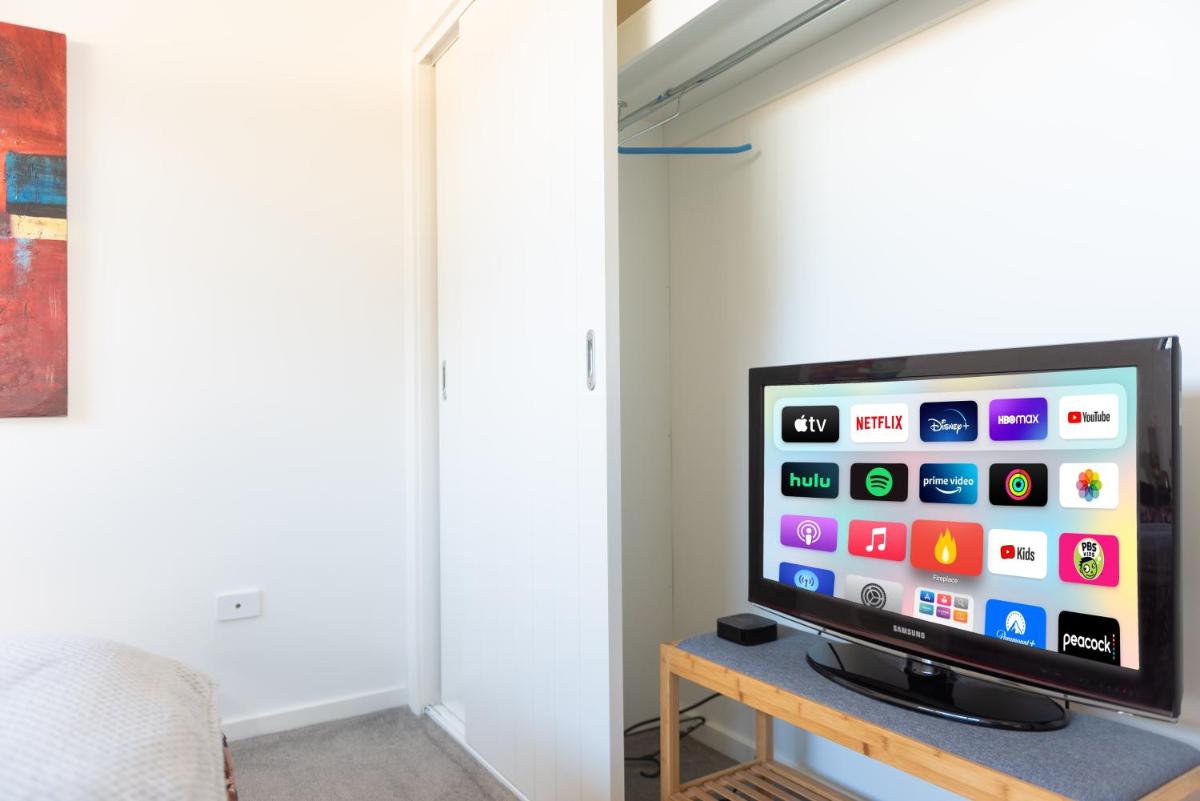 Sunshine Bay Delight - Housity