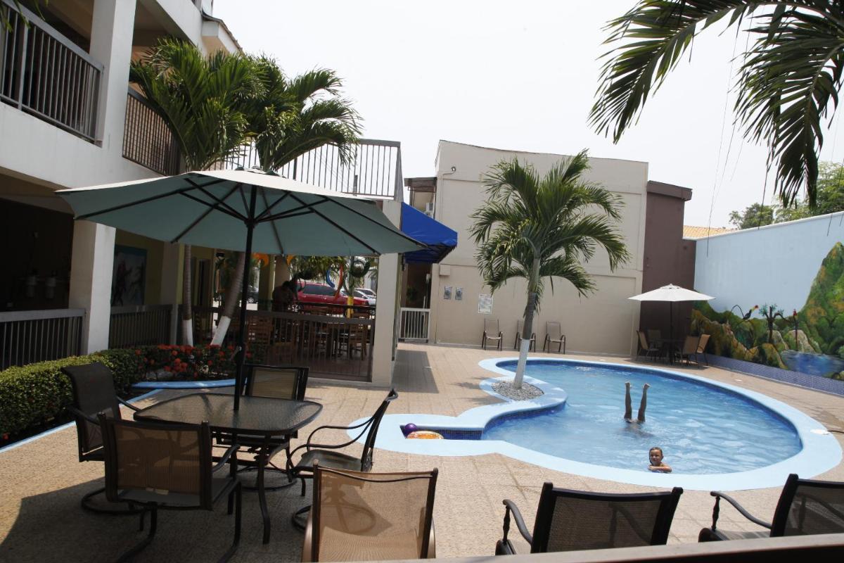Suitetrails - Apart Hotel Pico Bonito
