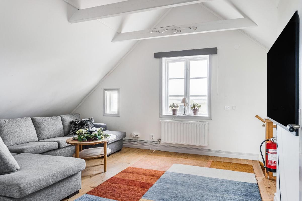 Suitetrails - STUBBET - Charming - Newly Remade Villa