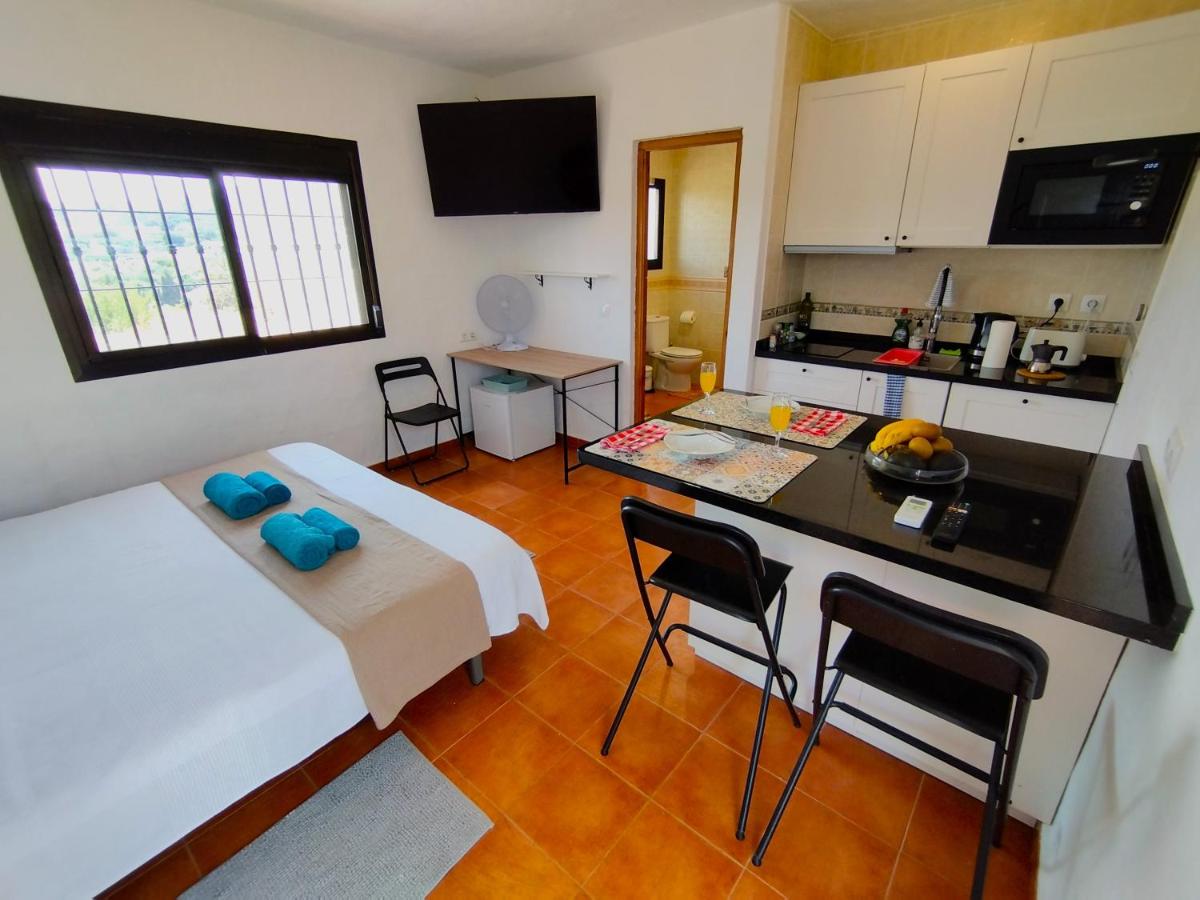 Suitetrails - Casita rural de Tamara con Piscina, parking y chill-out