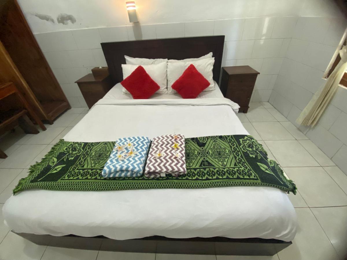 Suitetrails - My art Hostel and homestay