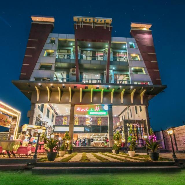 Hotel Green Palm - Housity