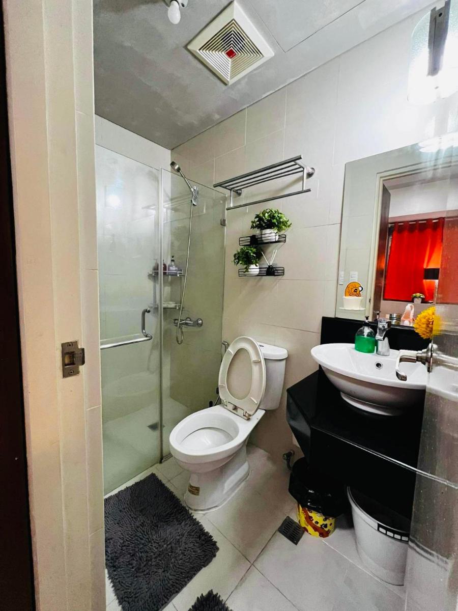 PTV1 One Bedroom Unit across NAIA Terminal 3 Airport - Housity