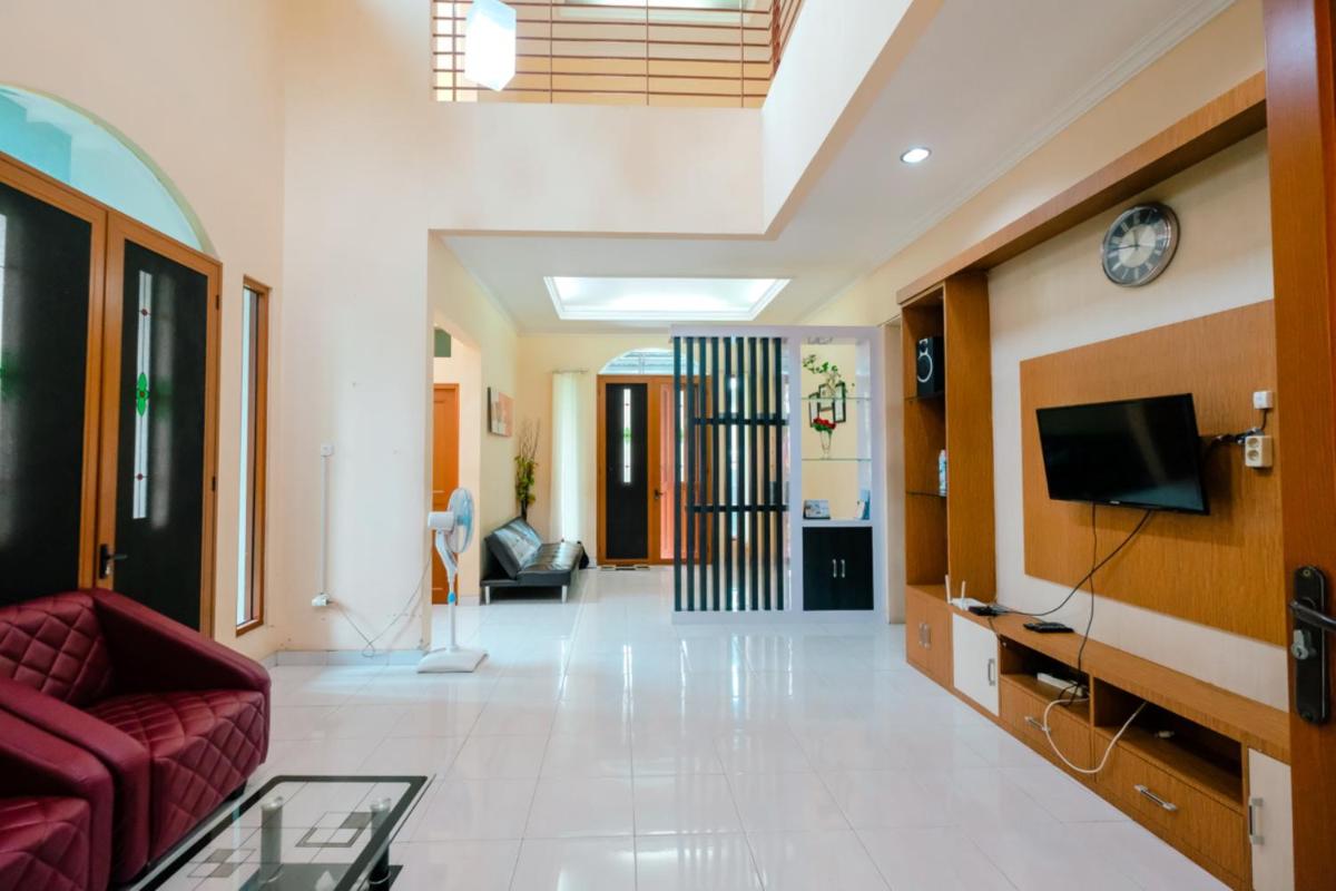 Homestay Jogja Pogung Dekat UGM by Simply Homy - Housity