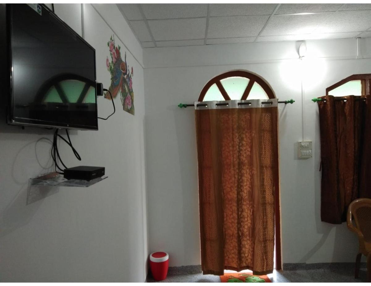 Mayuri Nature Camp, Barangabari, Assam - Housity