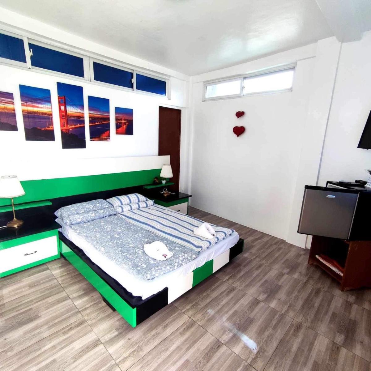 Couple room in Holidays Beach Resort - Housity