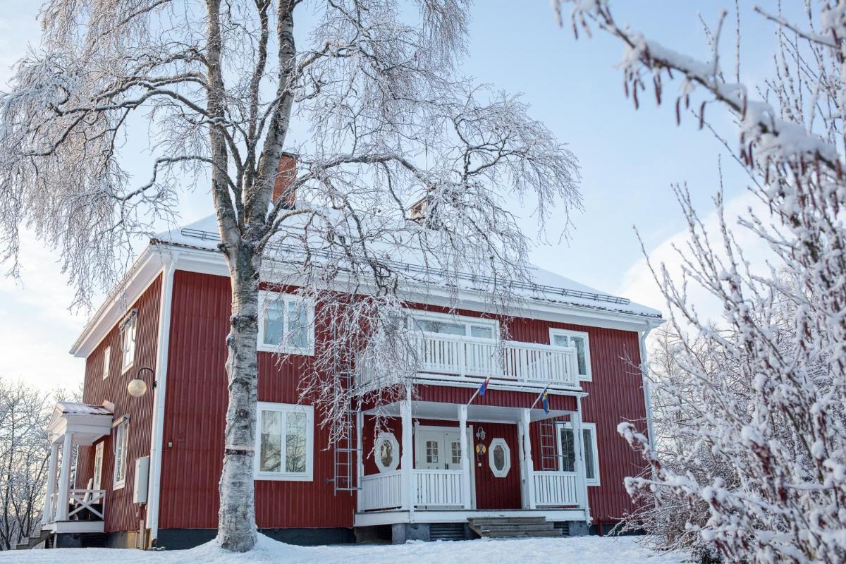 Jokkmokks Vandrarhem Åsgård - Housity