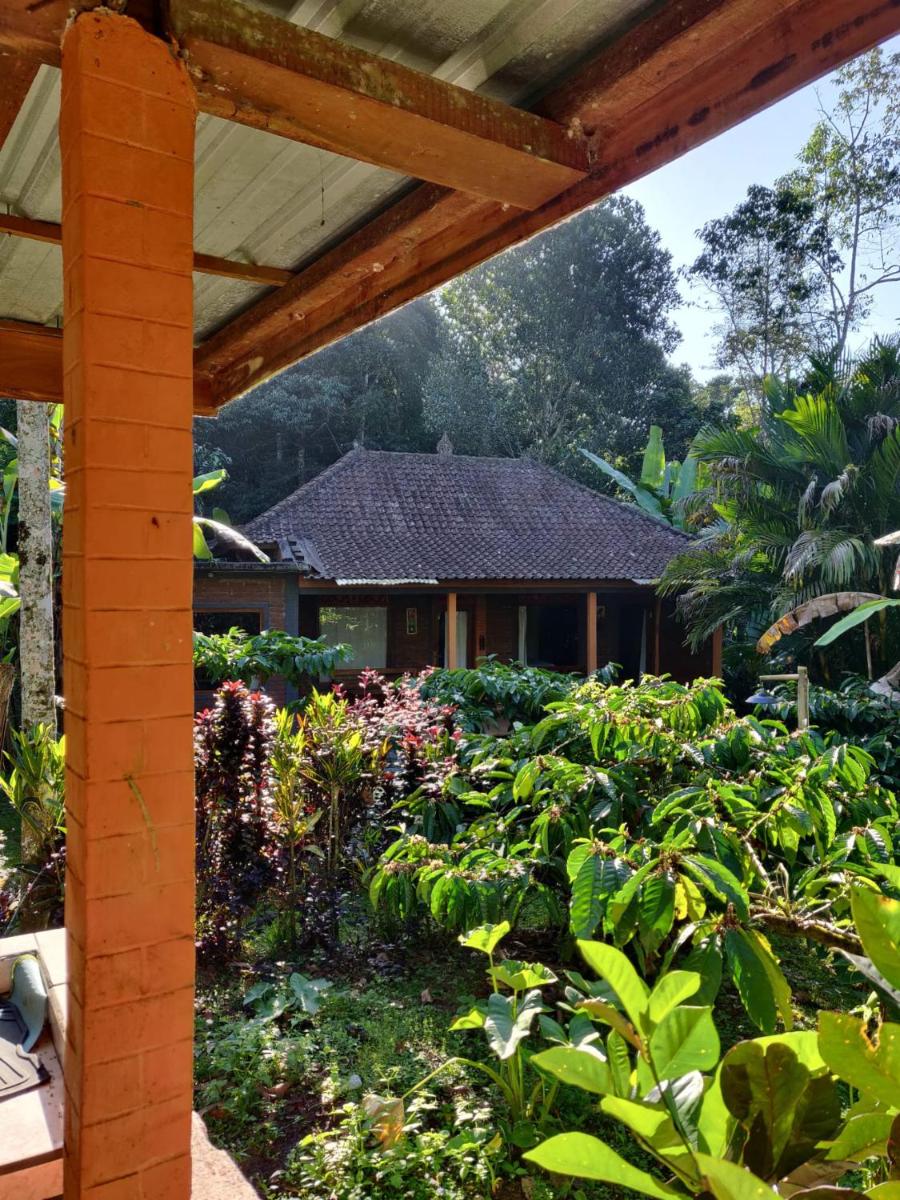 Suitetrails - Dina Home Stay at Desa Wisata Wongayagede