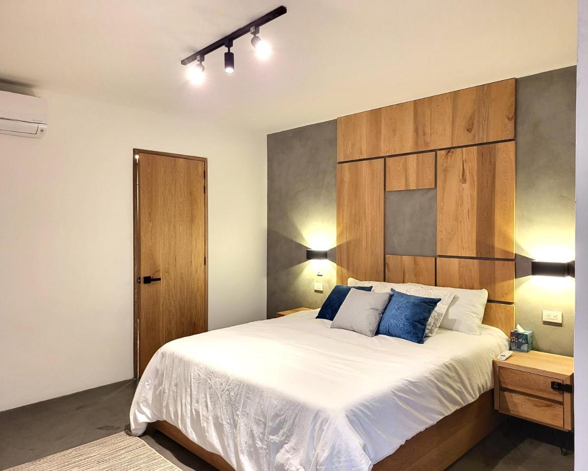 Suitetrails - Center City Flats - Apartments in El Poblado near Park Lleras, Medellin!