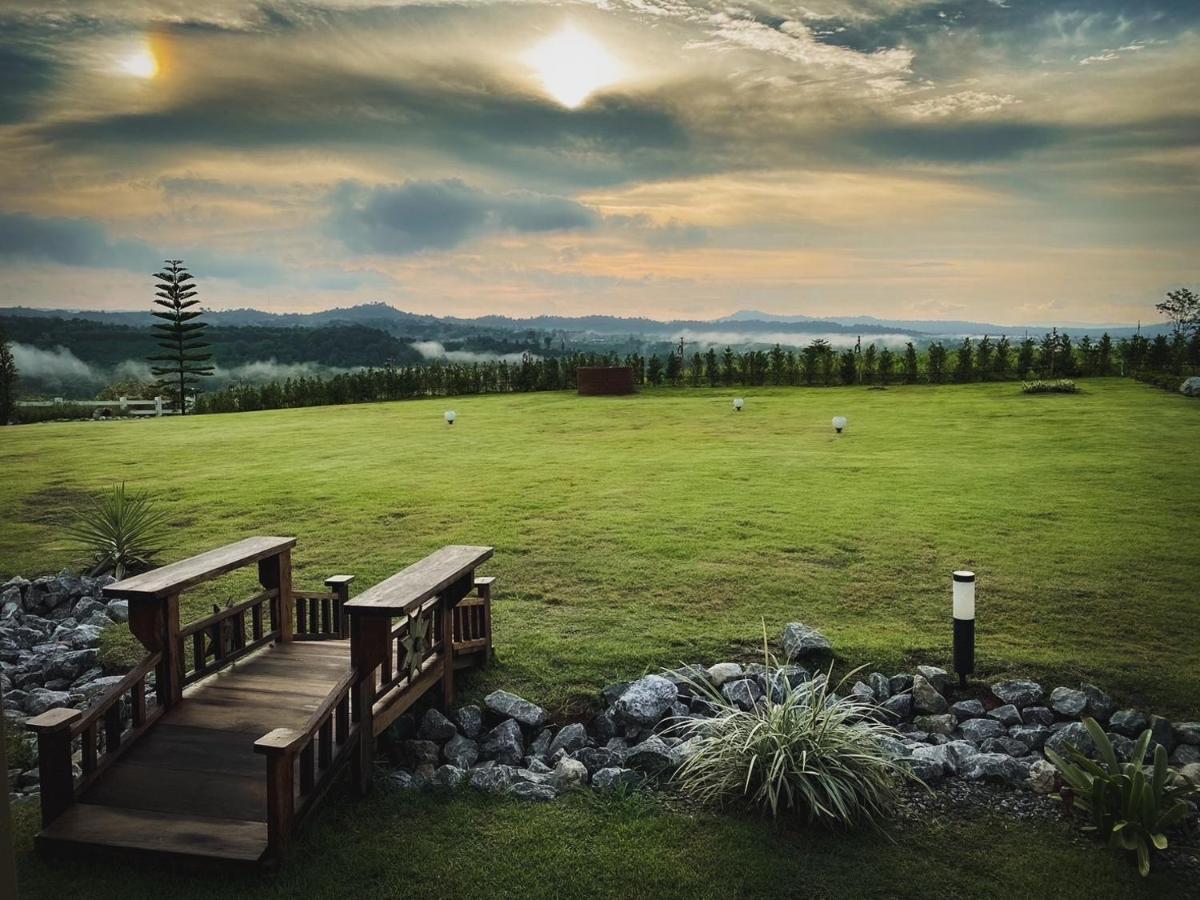 Cirrus Valley Hill Resort - Housity