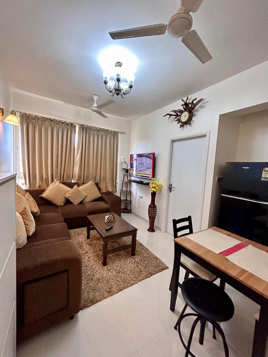 Good Stay 1 BHK Apartment 604 - Housity