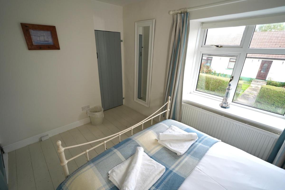 Cranny Cottage Carnlough - Housity