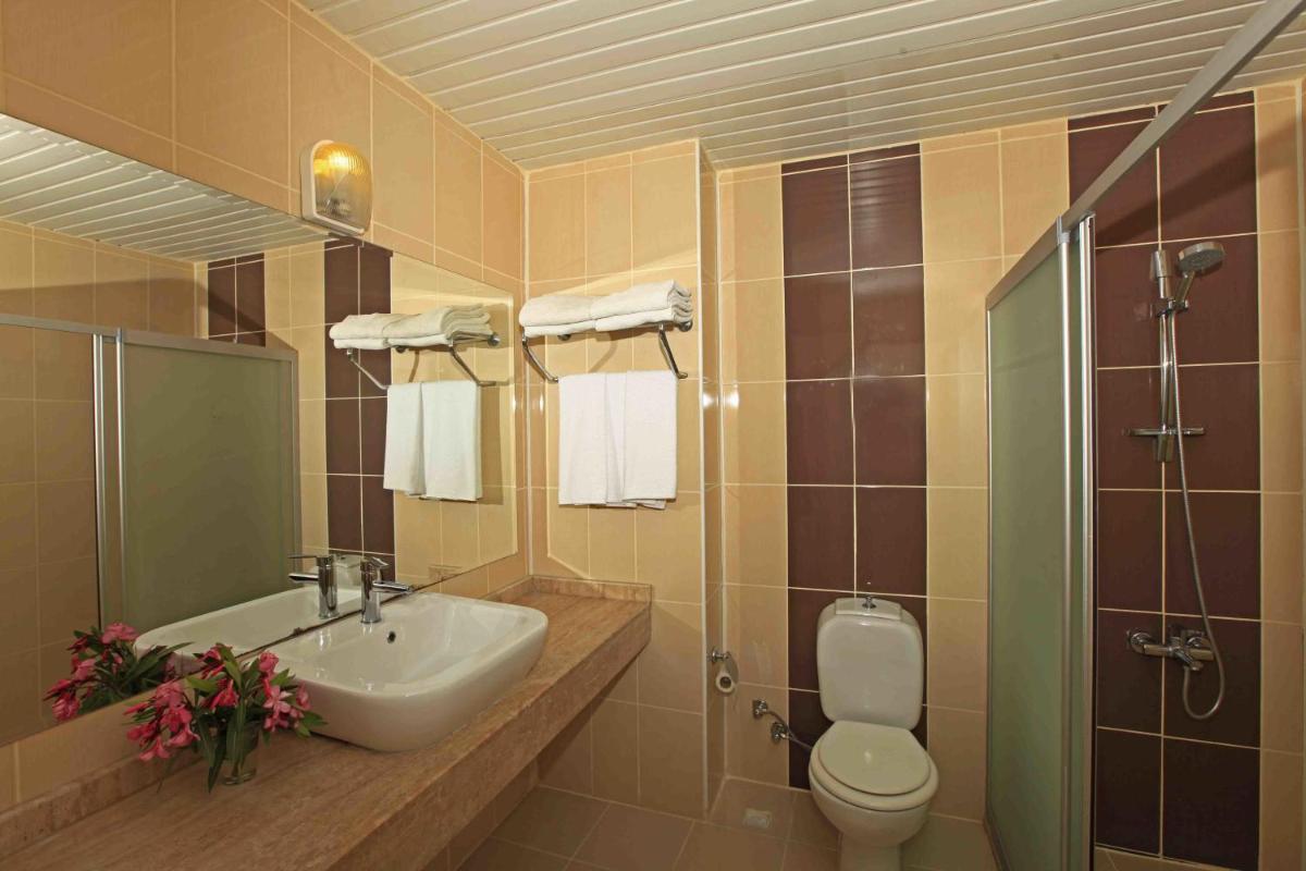 Suitetrails - Sun City Apartments & Hotel