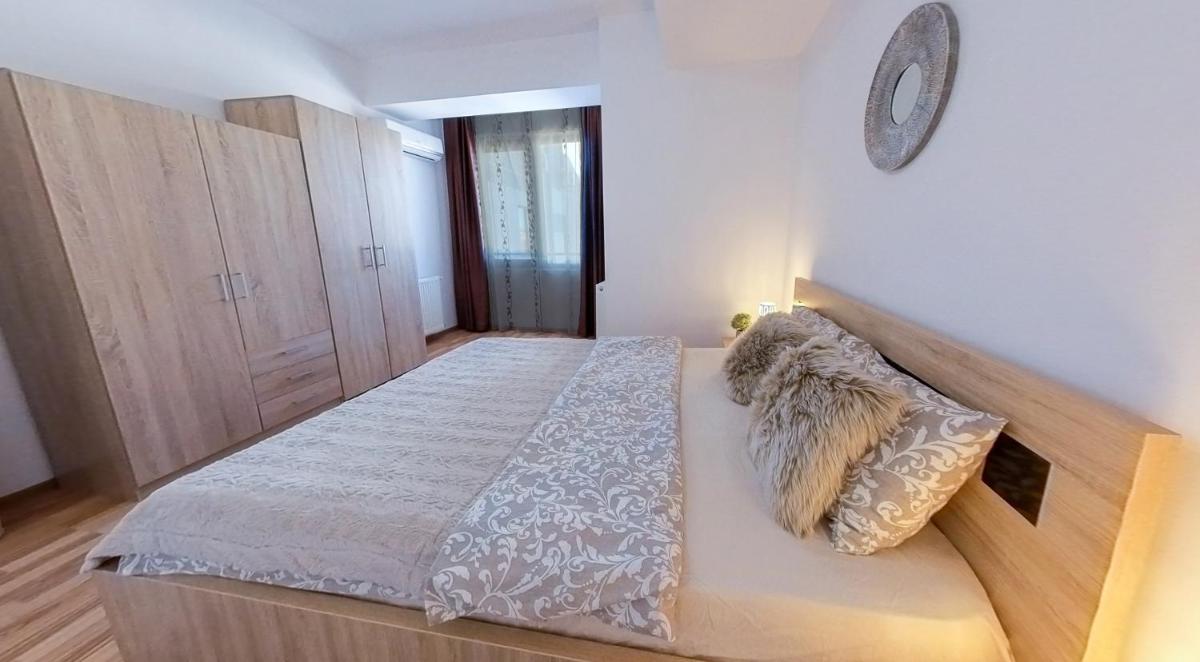 Suitetrails - Old Town Flowery Apartment