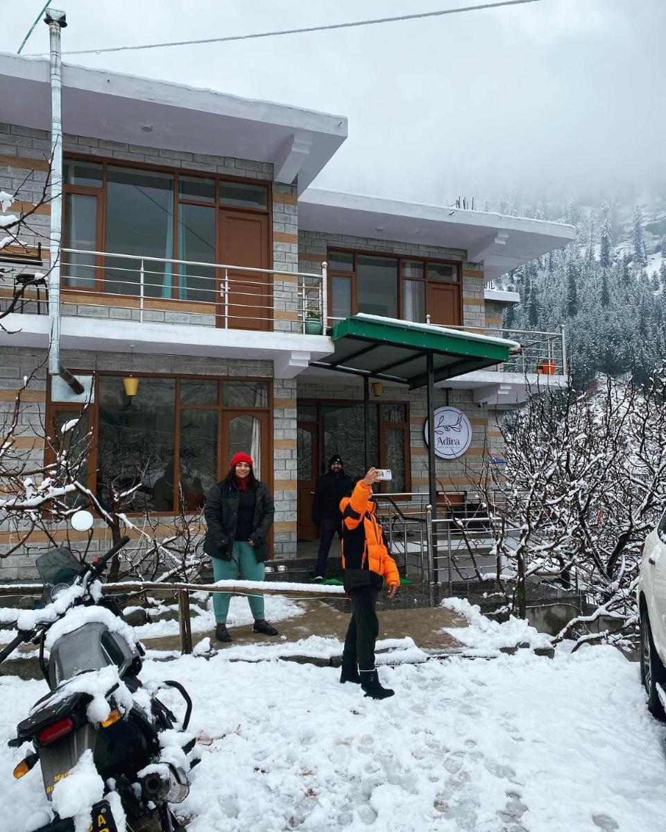 Suitetrails - Adira Cafe & Boutique Stay, Manali