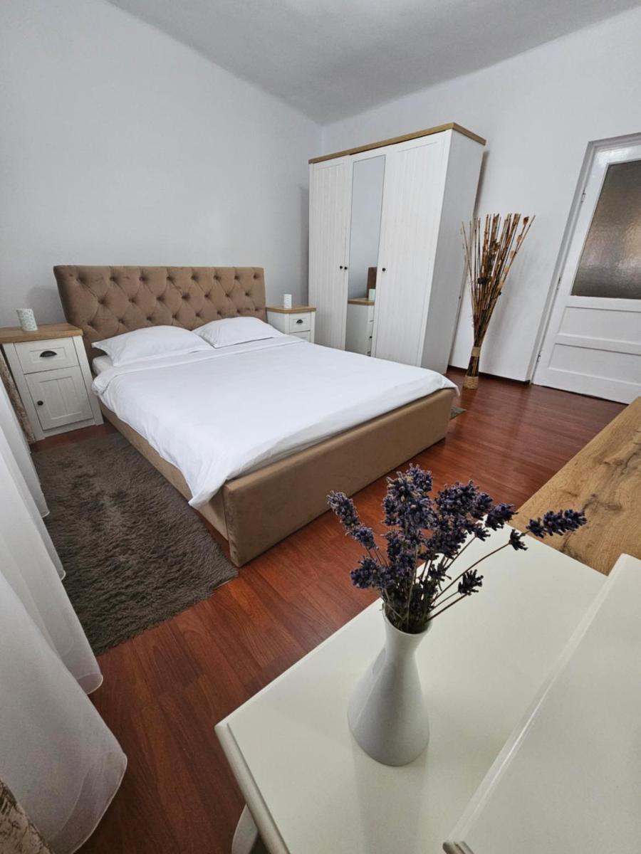 Suitetrails - Iosia Premium Apartment