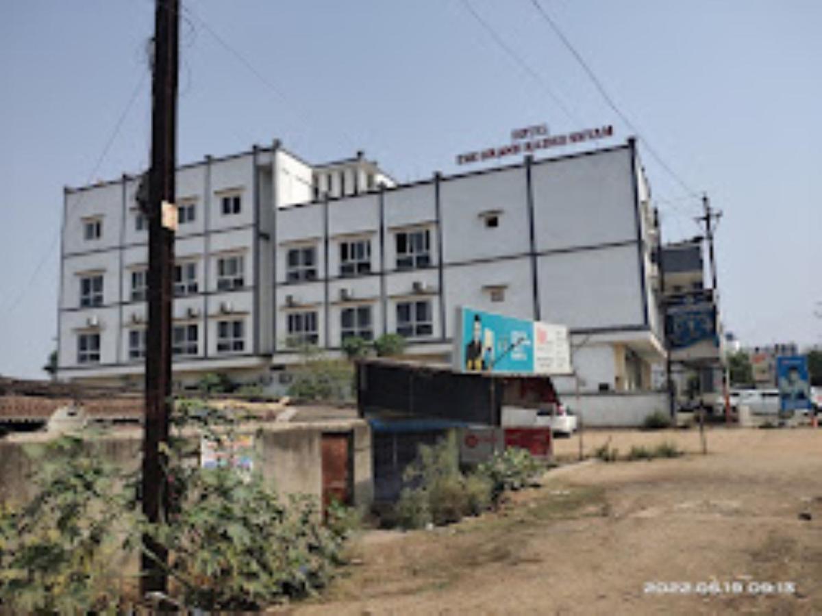 Suitetrails - GRS, Hotel The Grand Radhe Shyam, Ambikapur
