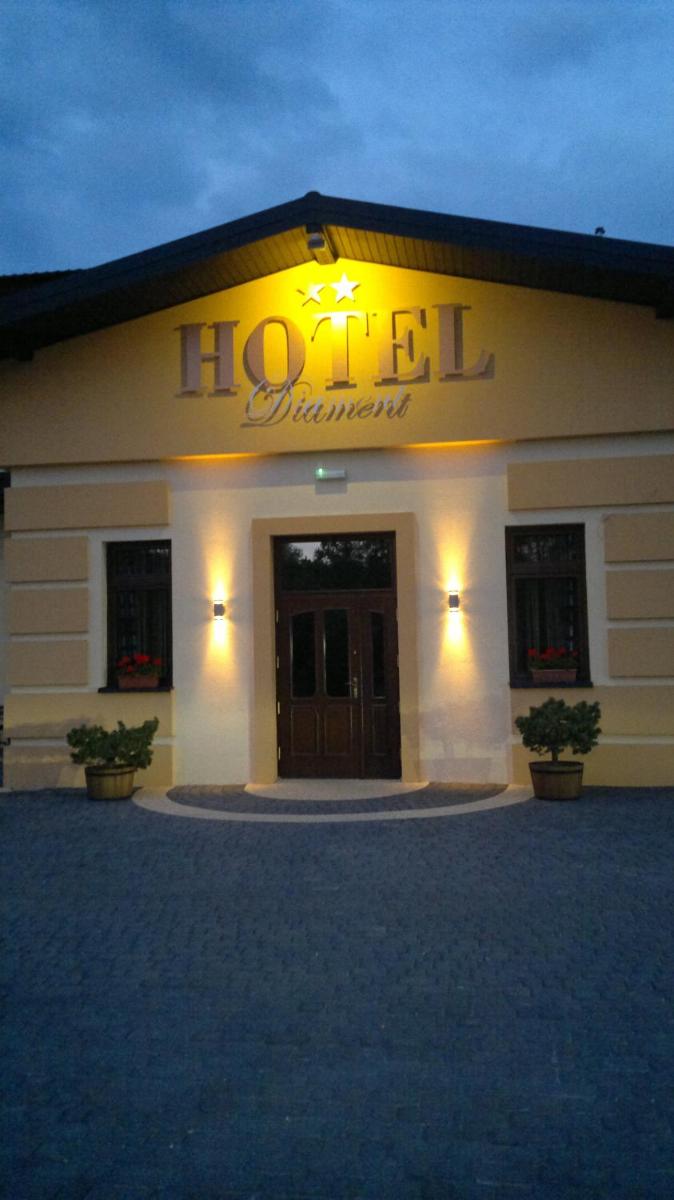 Hotel Diament - Housity