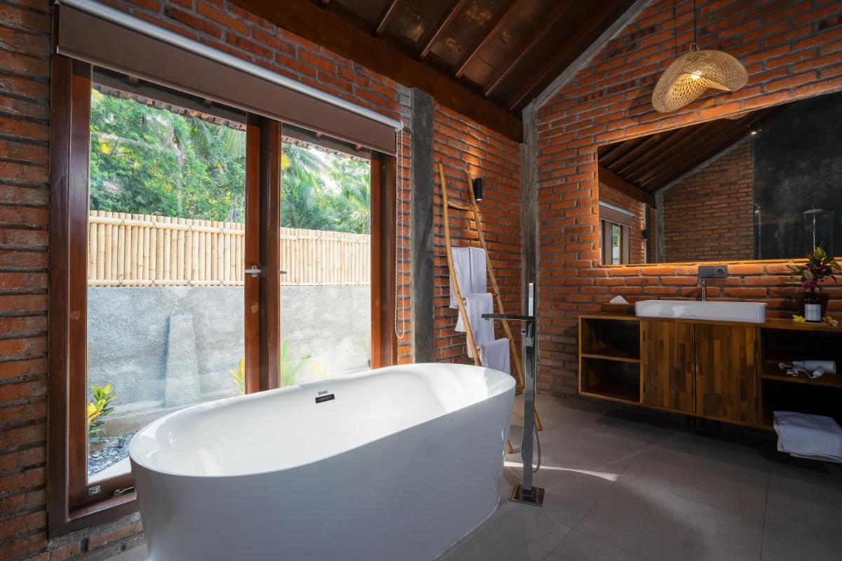 Suitetrails - Bali Taoka Beach Villa