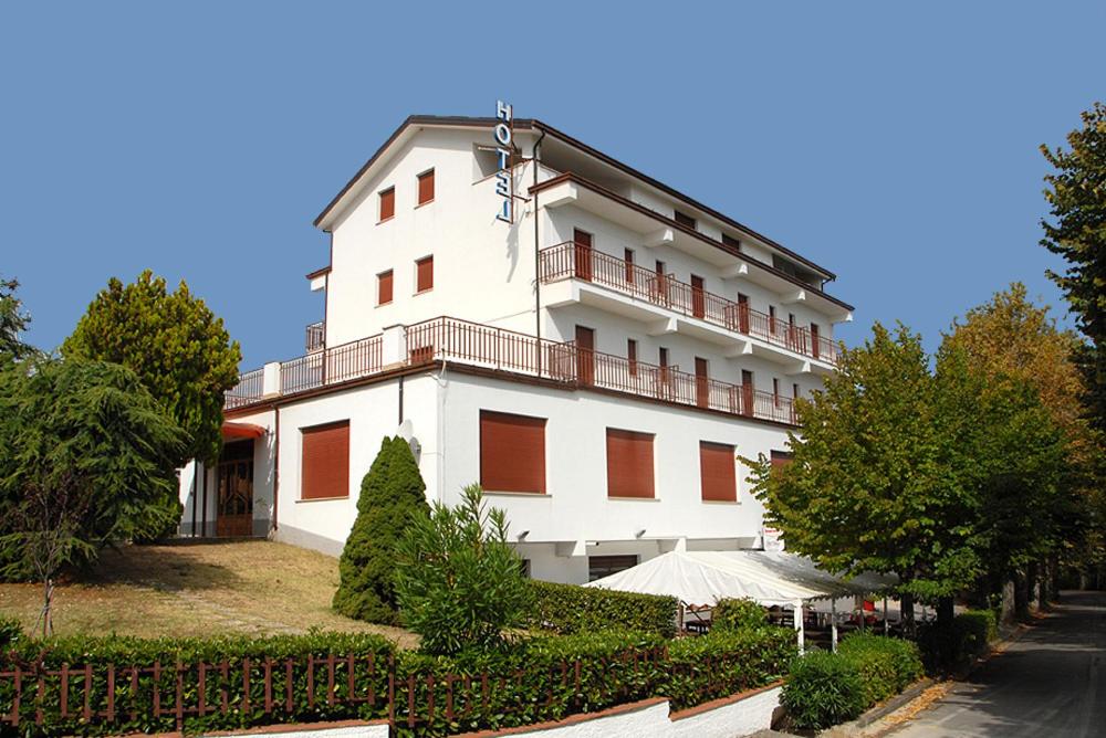 Hotel Del Duca - Housity