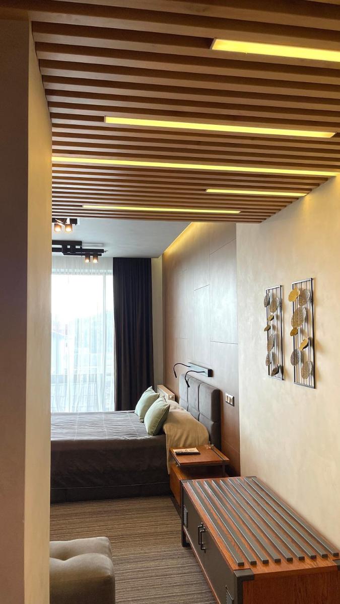 Suitetrails - MOJO HALL Hotel
