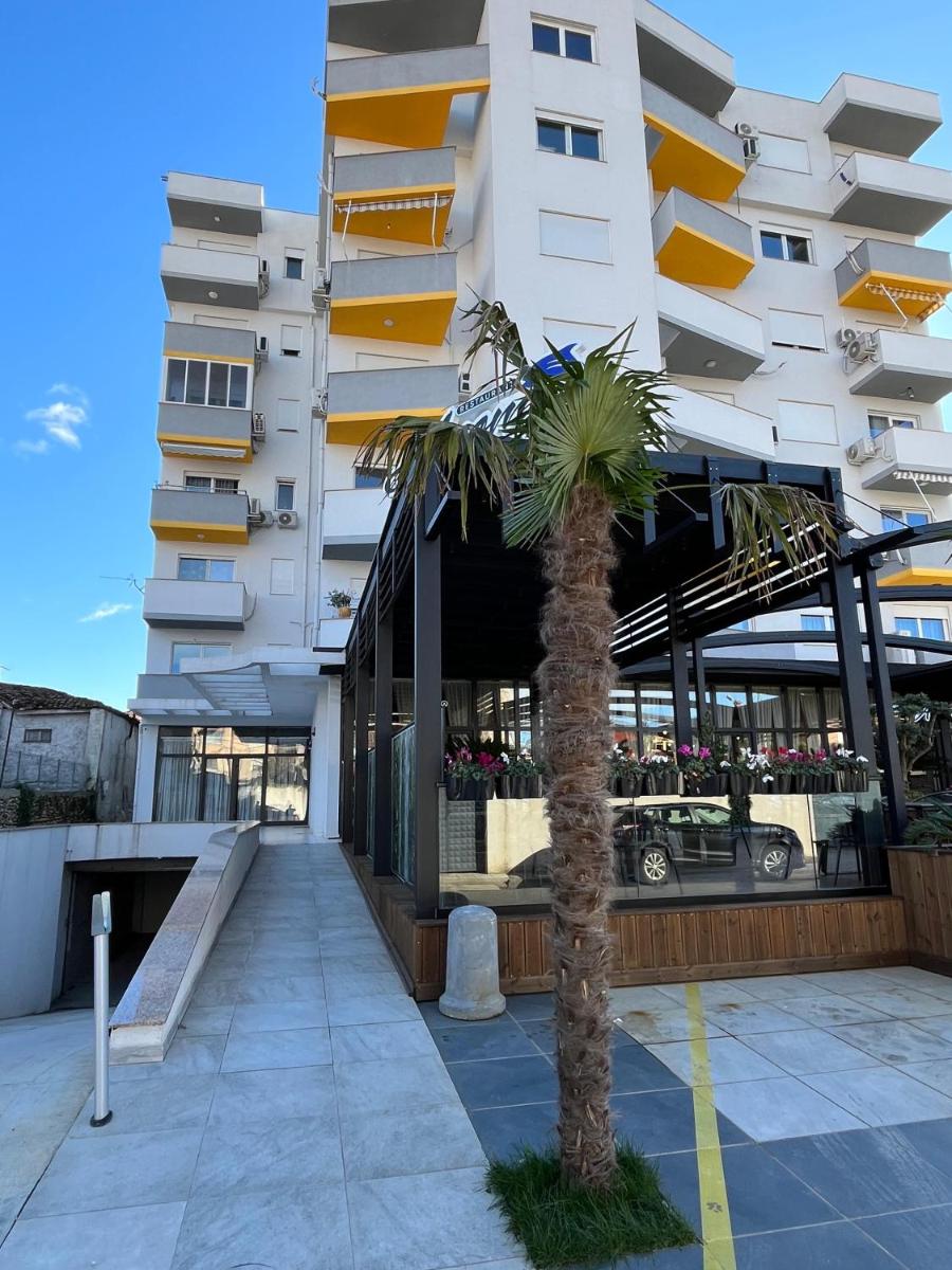 Suitetrails - Apartment Center