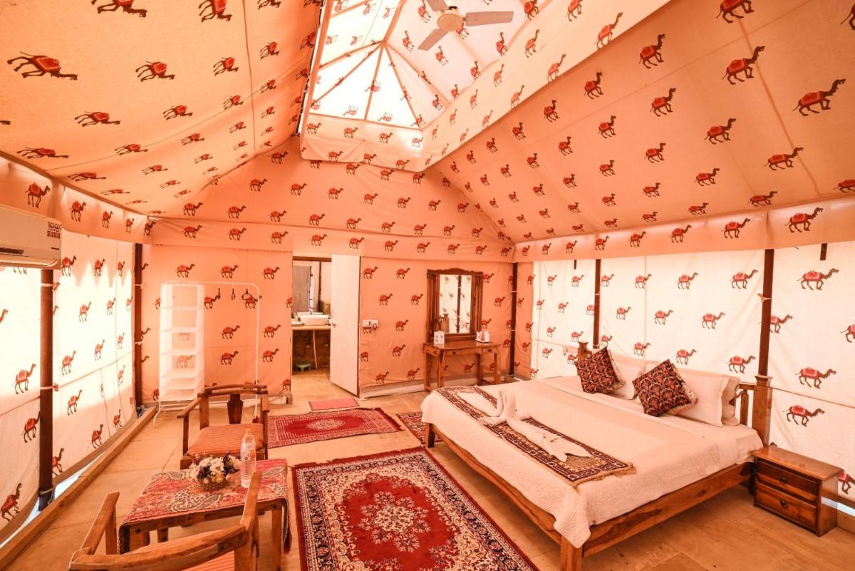 Lakhmana Desert Camp With Swimming Pool - Housity