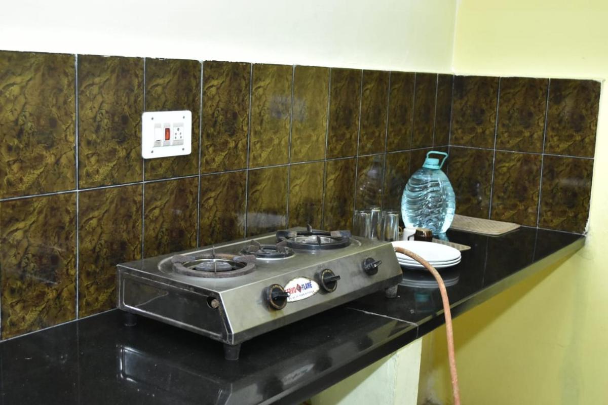 Eshwari Cottage - Housity