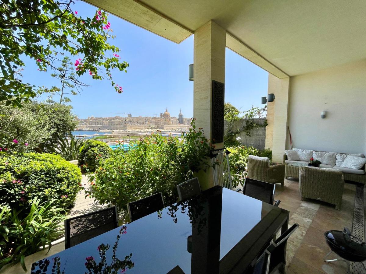 Luxury Apartment facing Valletta - Housity