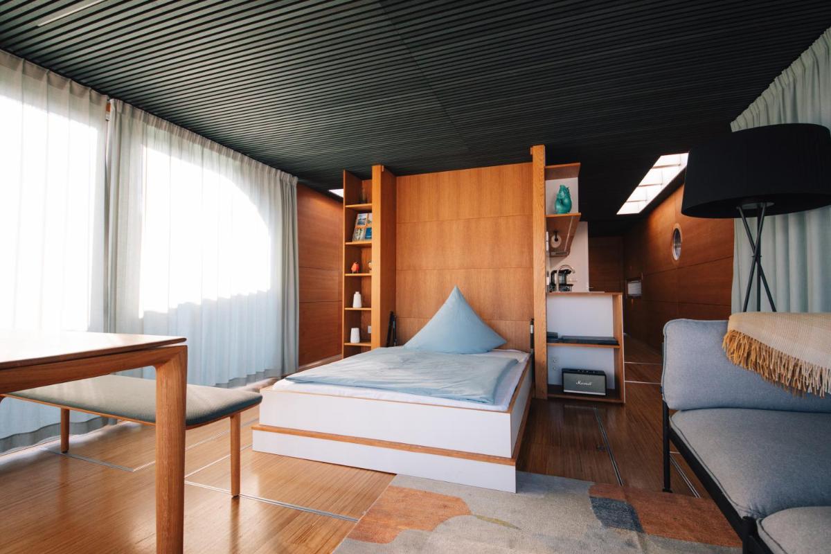 Suitetrails - JULIA - Schwimmendes Apartment