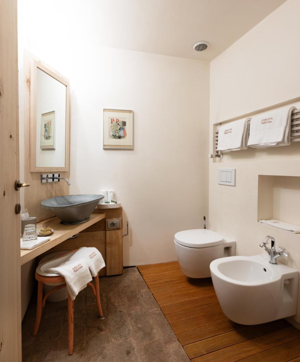 Antica Corte Pallavicina Relais - Housity